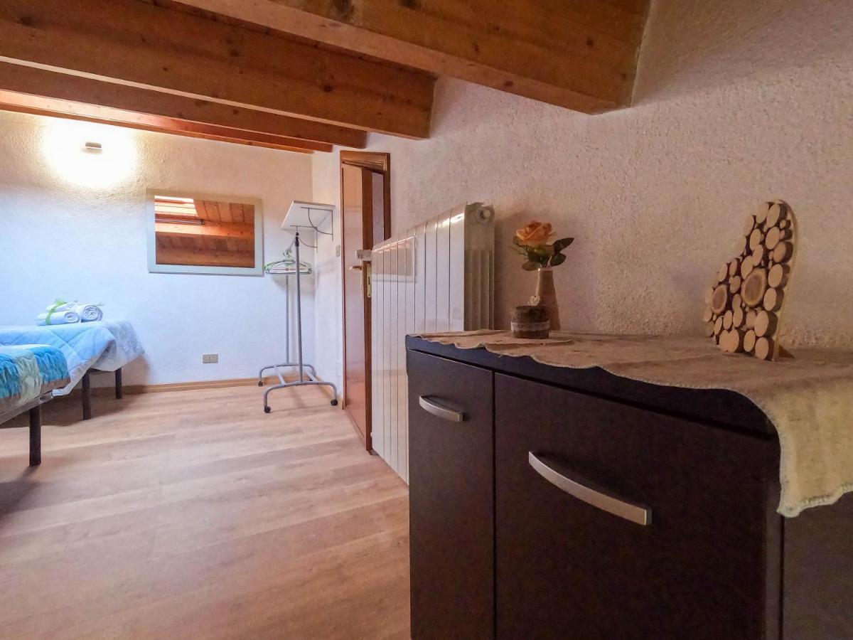 San Domenico House - Centro Storico Bed & Breakfast ลาควิลา ภายนอก รูปภาพ