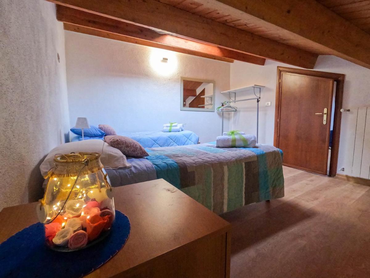 San Domenico House - Centro Storico Bed & Breakfast ลาควิลา ภายนอก รูปภาพ